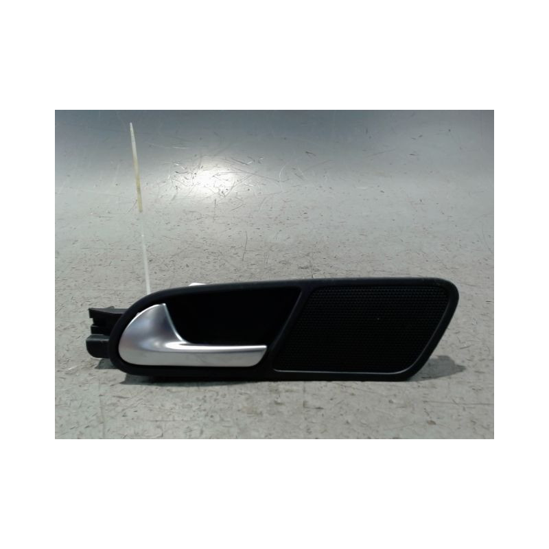 POIGNEE INTERIEURE PORTE ARRIERE GAUCHE VOLKSWAGEN TIGUAN 2009-