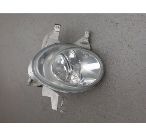 PHARE ANTIBROUILLARD AVD