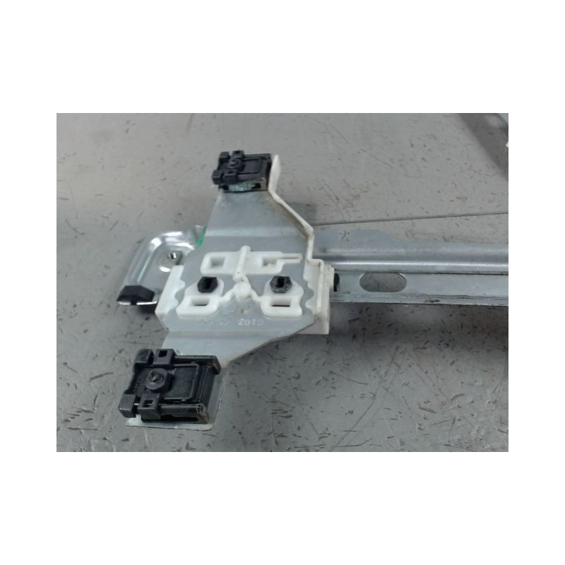 MECANISME+MOTEUR LEVE-GLACE AVANT GAUCHE PEUGEOT 3008 2008-