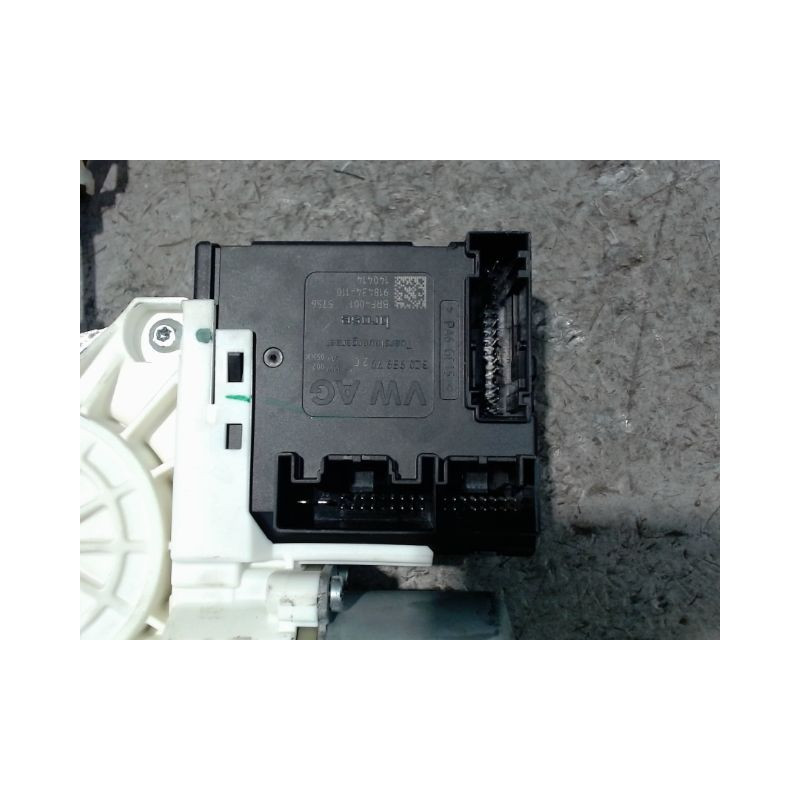 MECANISME+MOTEUR LEVE-GLACE AVANT DROIT VOLKSWAGEN JETTA 2005-