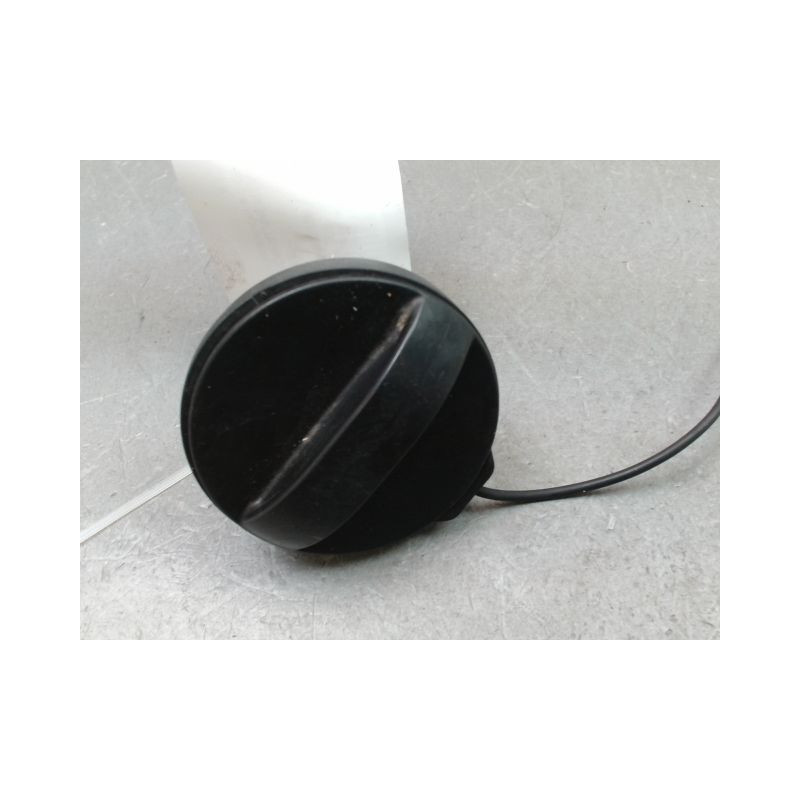 BOUCHON RESERVOIR A CARBURANT PEUGEOT 308 2011-