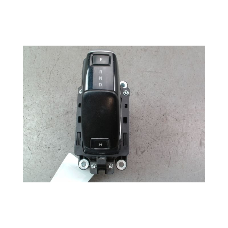 SELECTEUR DE VITESSE PEUGEOT 308 2011- 1.2 THP 130