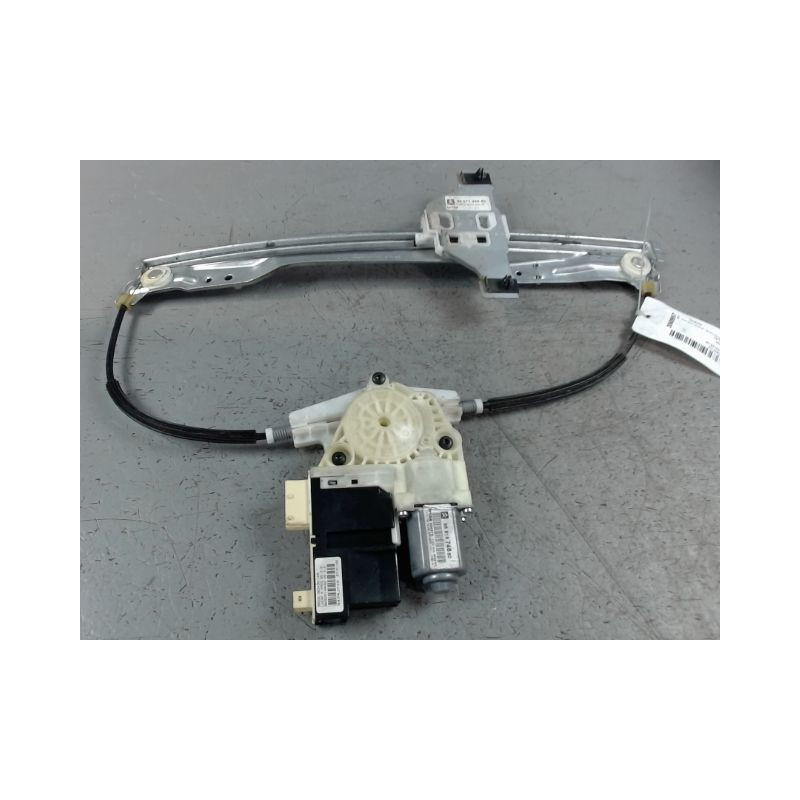 MECANISME+MOTEUR LEVE-GLACE AVANT DROIT CITROEN C4 04-08