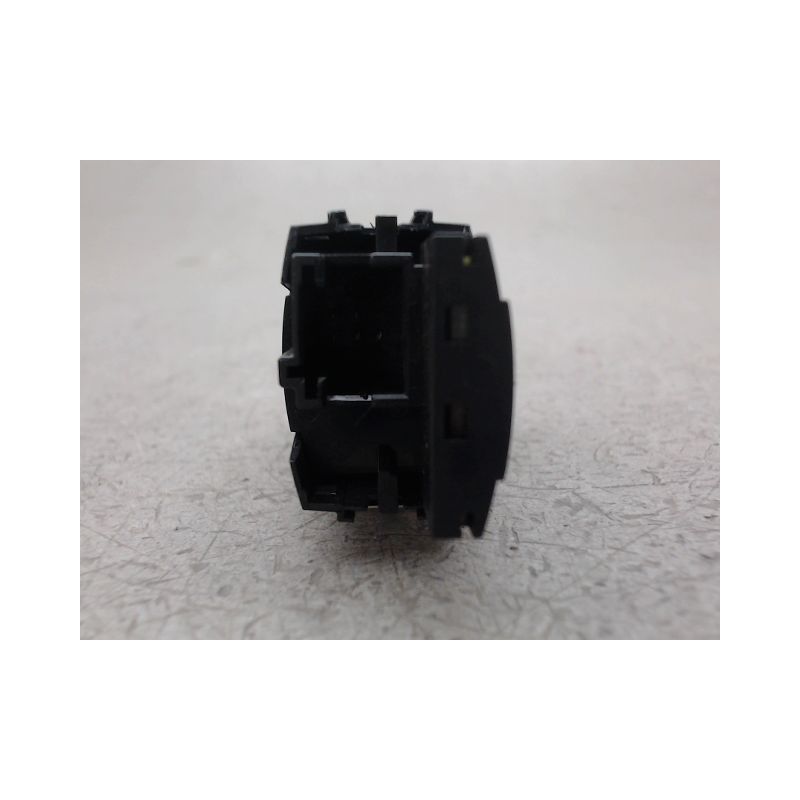 BOUTON DE WARNING B.M.W. X1
