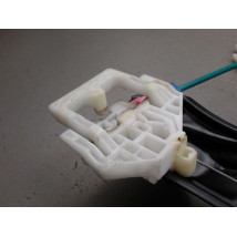 MECANISME LEVE-GLACE AVANT DROIT B.M.W. X1