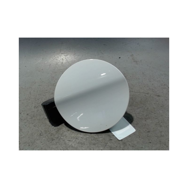 VOLET DE TRAPPE CARBURANT PEUGEOT 2008