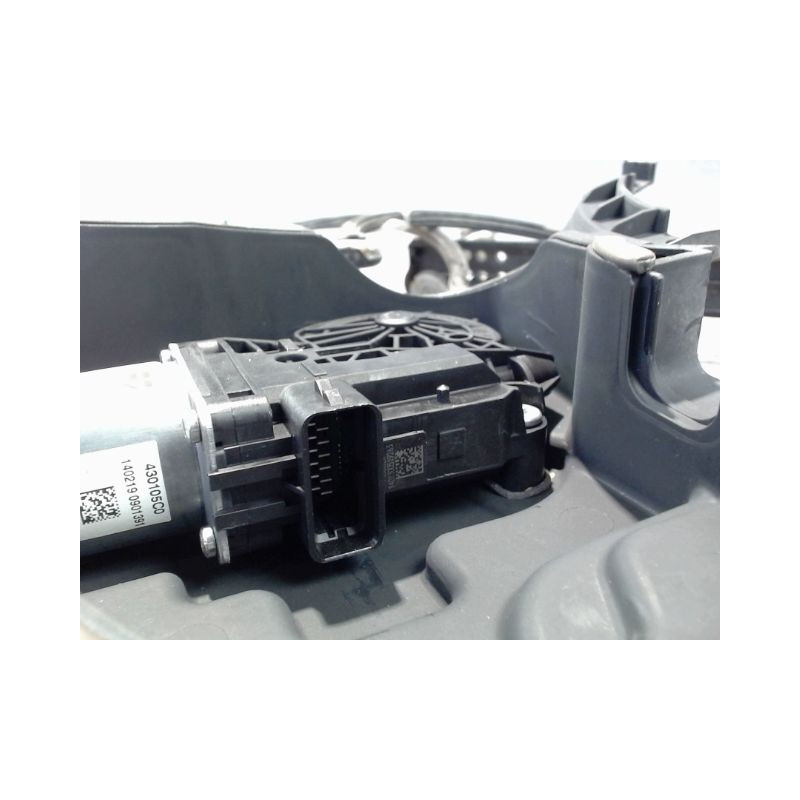 MECANISME+MOTEUR LEVE-GLACE AVANT DROIT SEAT IBIZA 2008-
