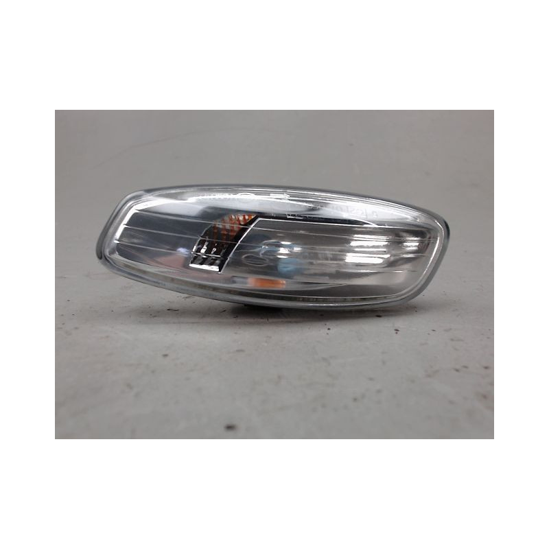 REPETITEUR RETROVISEUR GAUCHE CITROEN C3