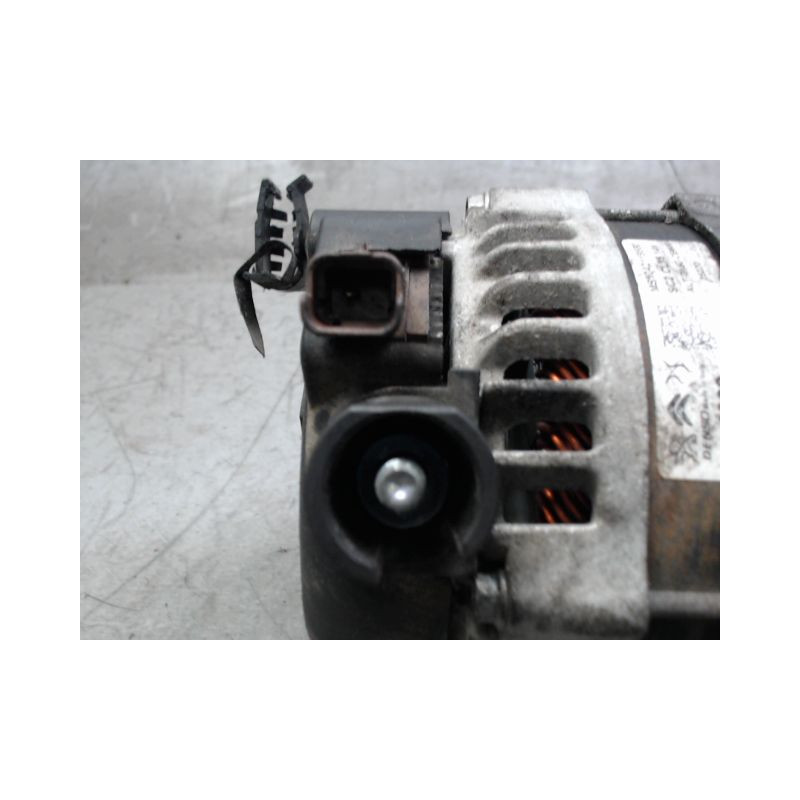 ALTERNATEUR OPEL CORSA