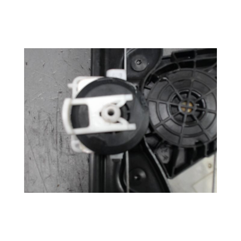 MECANISME+MOTEUR LEVE-GLACE AVANT GAUCHE PEUGEOT 308