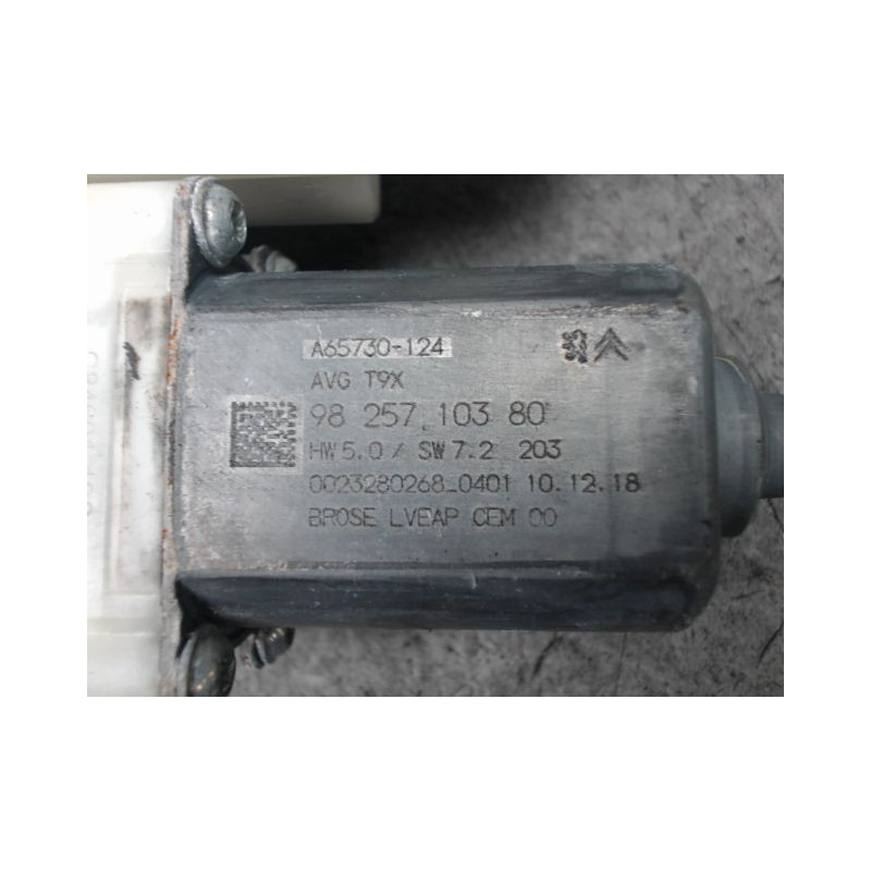 MECANISME+MOTEUR LEVE-GLACE AVANT GAUCHE PEUGEOT 308