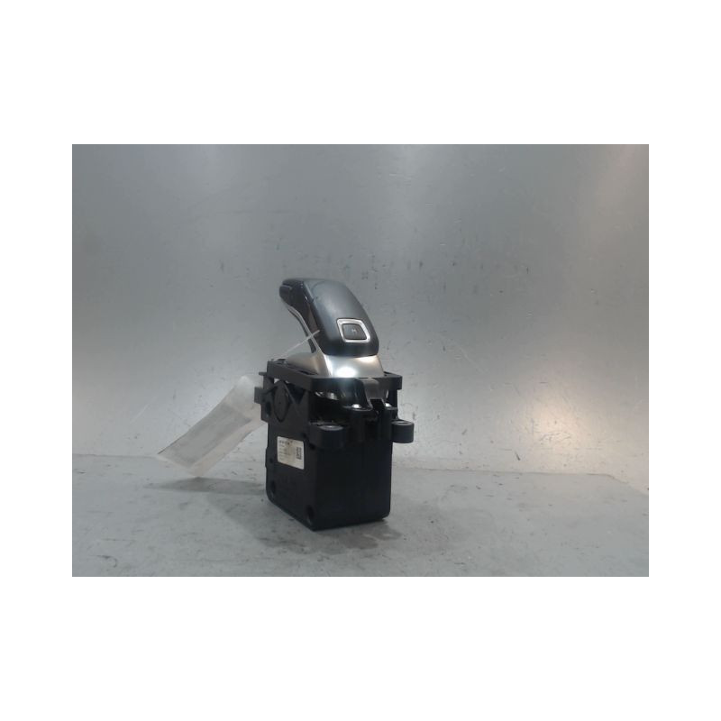 SELECTEUR DE VITESSE PEUGEOT 208 1.2 PureTech 130