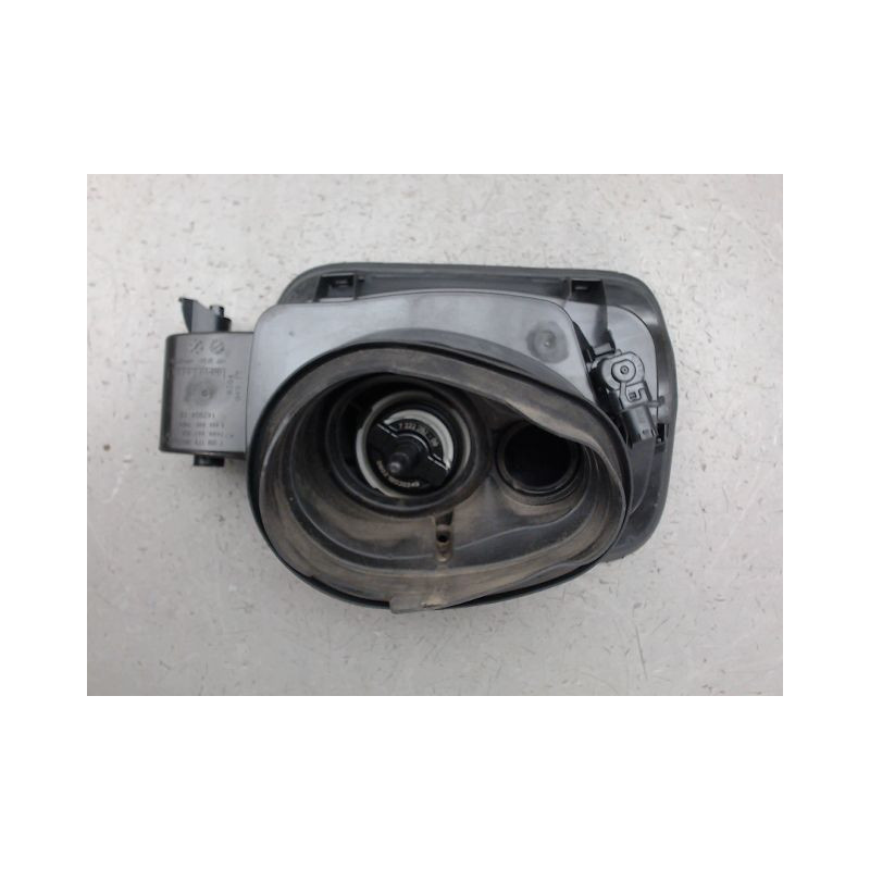 VOLET DE TRAPPE CARBURANT B.M.W. X1