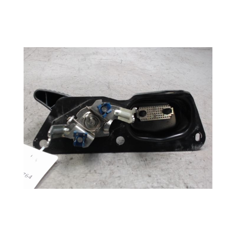 POIGNEE EXTERIEURE PORTE BATTANTE DROIT CITROEN BERLINGO FOURGON 2008-