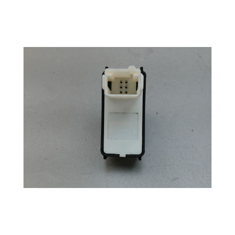 COMMANDE LEVE-GLACE PORTE AVD PEUGEOT 2008