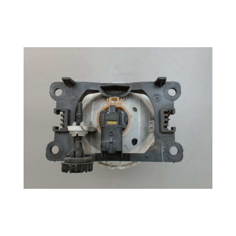 PHARE ANTIBROUILLARD AVANT DROIT PEUGEOT 3008
