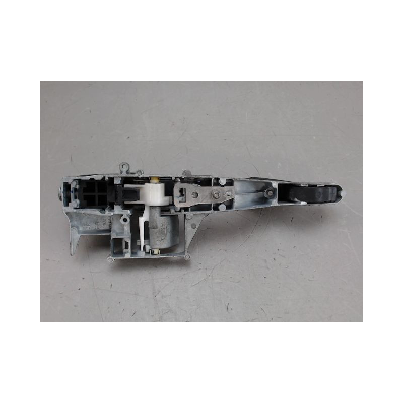 POIGNEE EXTERIEURE PORTE COULISSANTE DROIT CITROEN BERLINGO