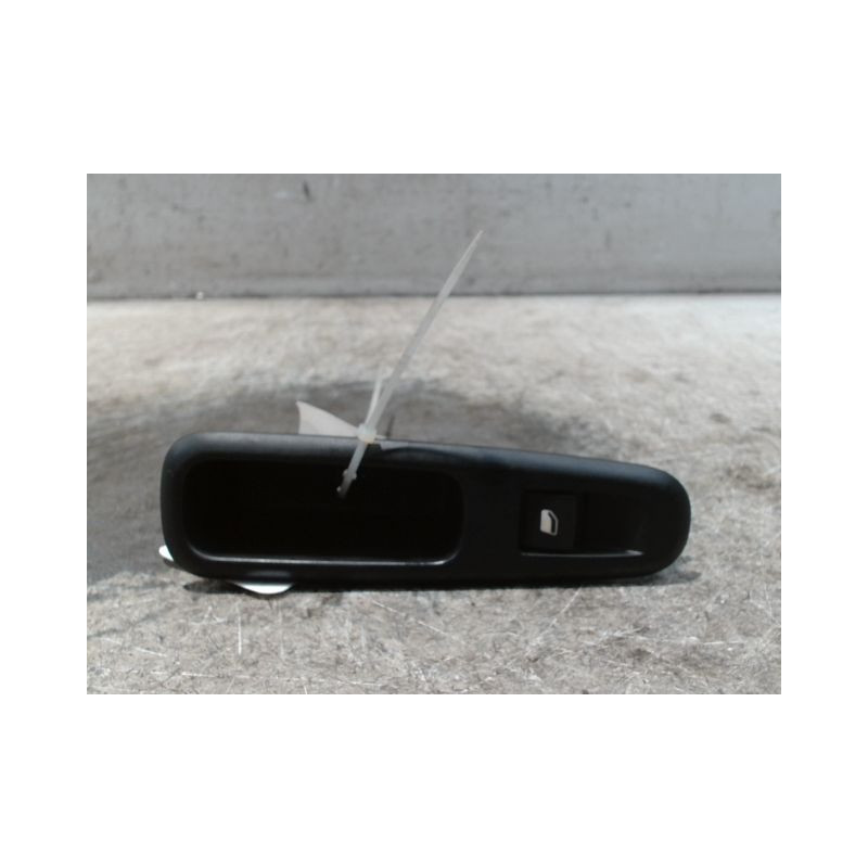 COMMANDE LEVE-GLACE PORTE ARG PEUGEOT 3008 2009-