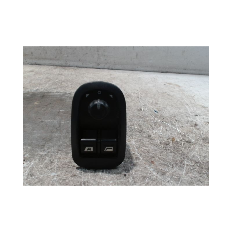 COMMANDE LEVE-GLACE PORTE AVG PEUGEOT 206 5P