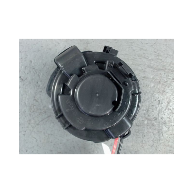 MOTEUR VENTILATEUR CHAUFFAGE PEUGEOT 308 2011-