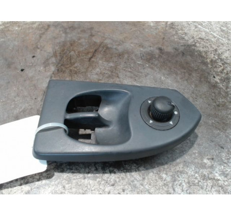 COMMANDE RETROVISSEUR EXT ELECTRIQUE