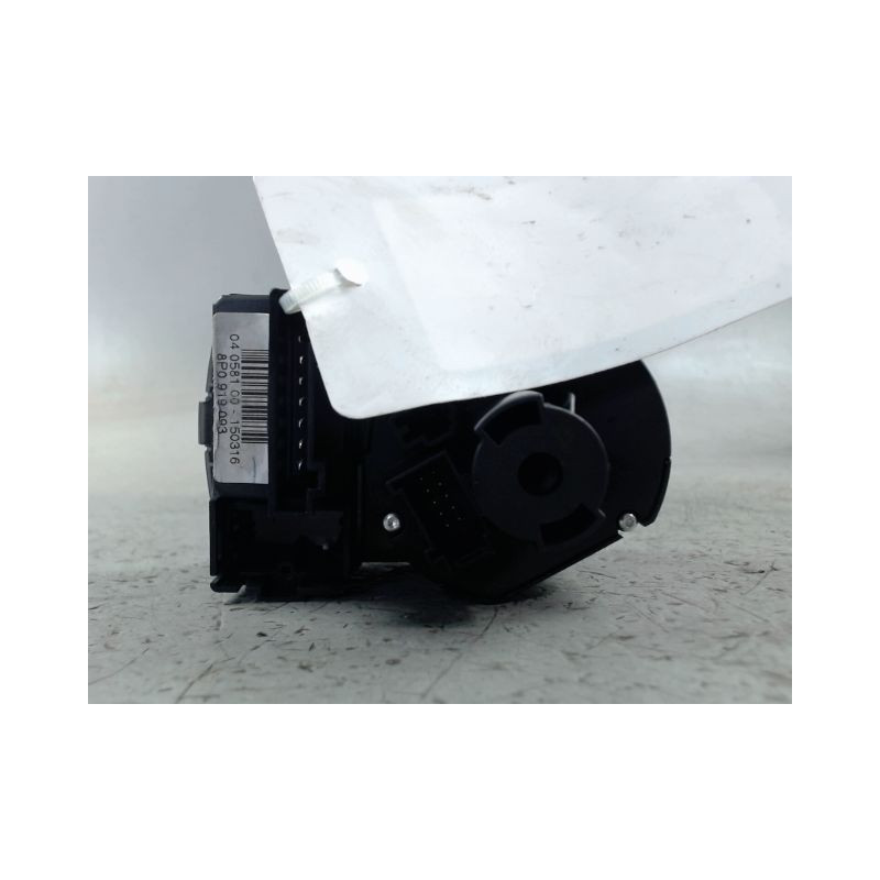 COMMANDE ECLAIRAGE AUDI Q3