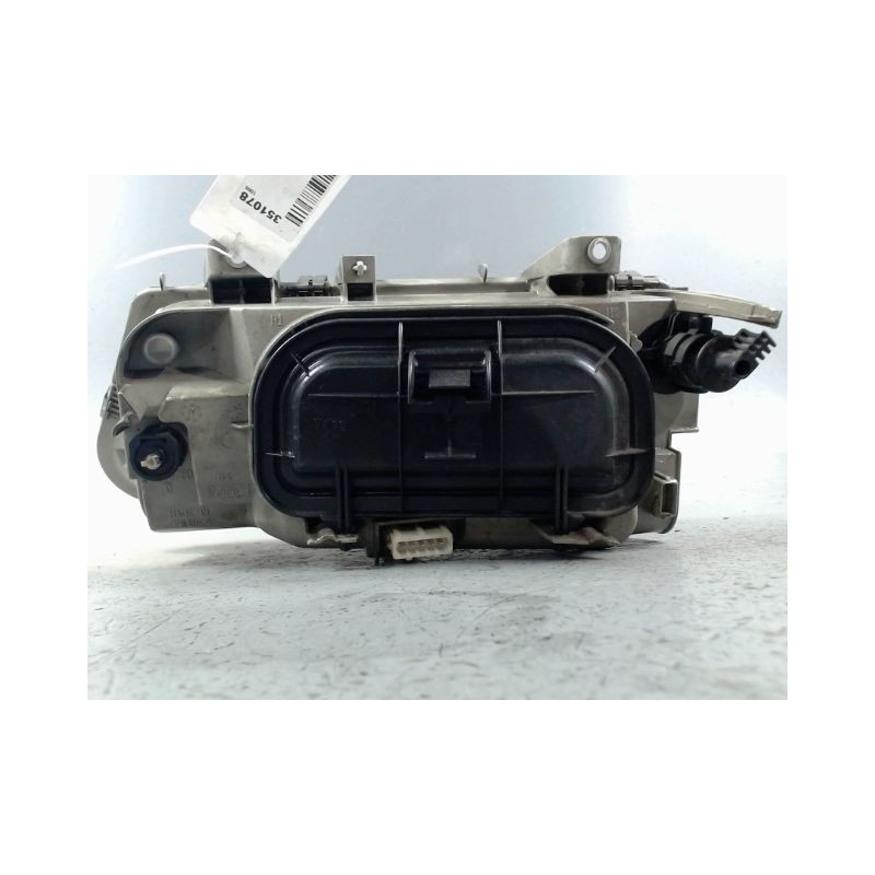 PHARE DROIT PEUGEOT 806 94-2001