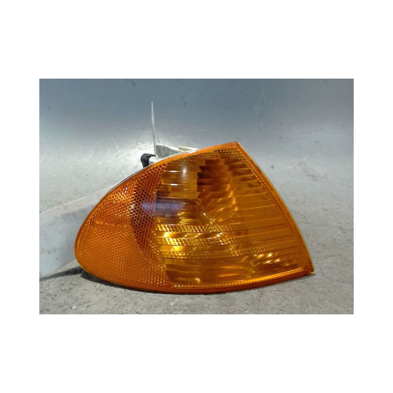 CLIGNOTANT DROIT B.M.W. SERIE 3