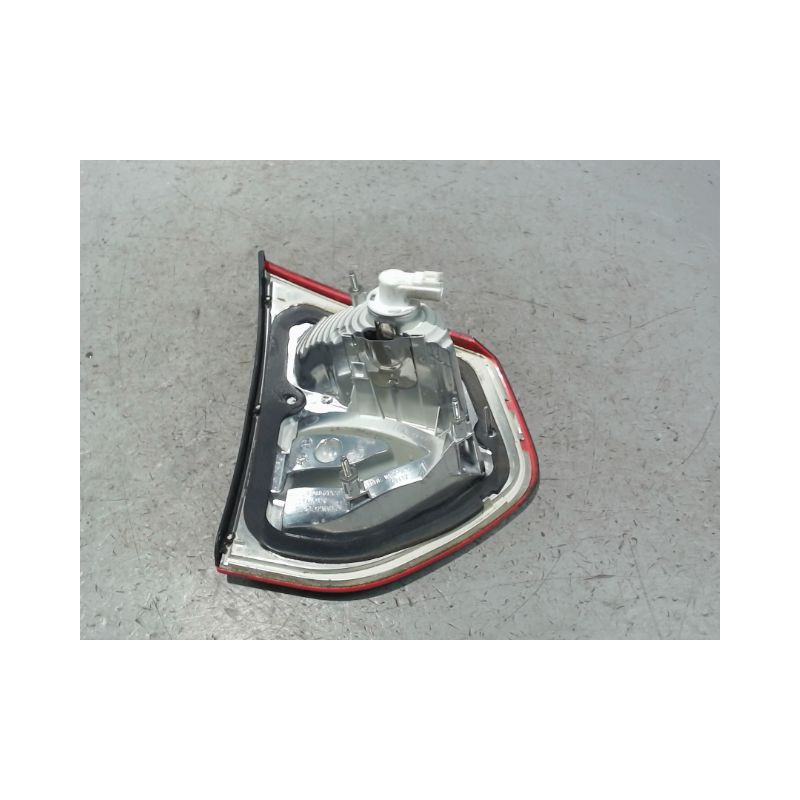FEU ARRIERE INTERIEUR DROIT CITROEN C4 PICASSO 007-