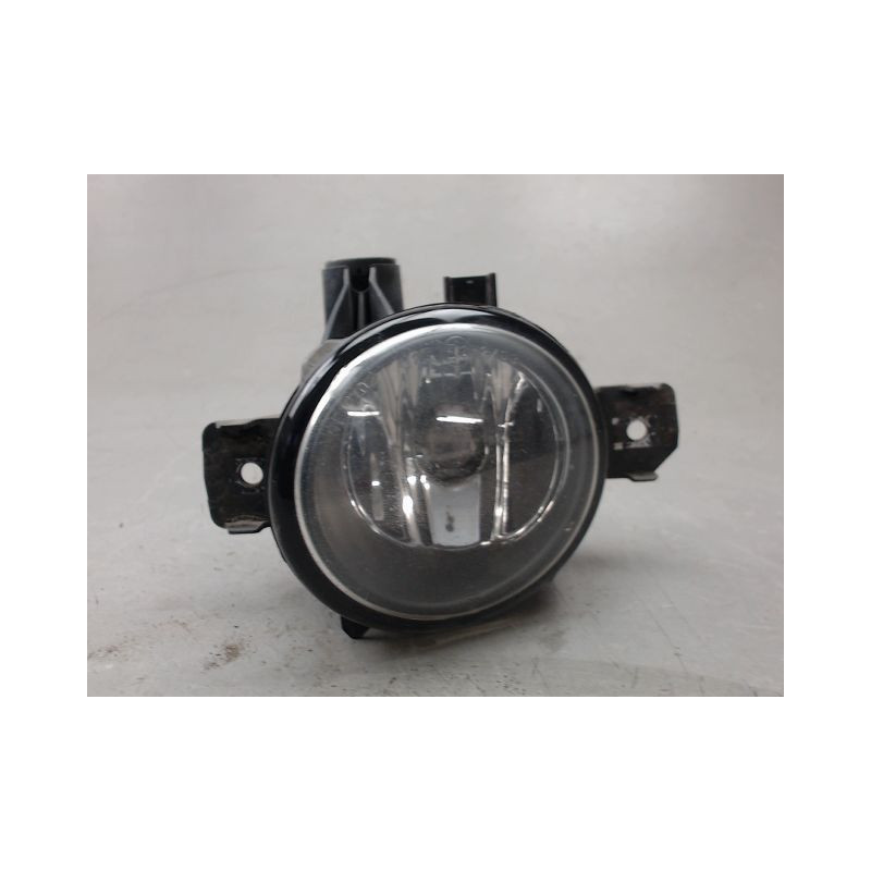 PHARE ANTIBROUILLARD AVANT GAUCHE B.M.W. SERIE 1