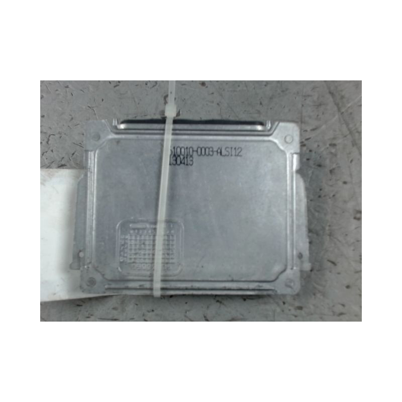 BOITIER XENON PHARE DROIT CITROEN C4 04-08