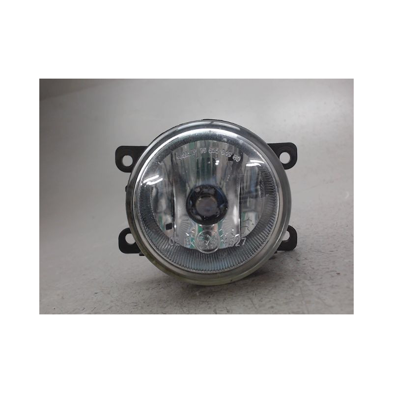 PHARE ANTIBROUILLARD AVANT GAUCHE CITROEN C4