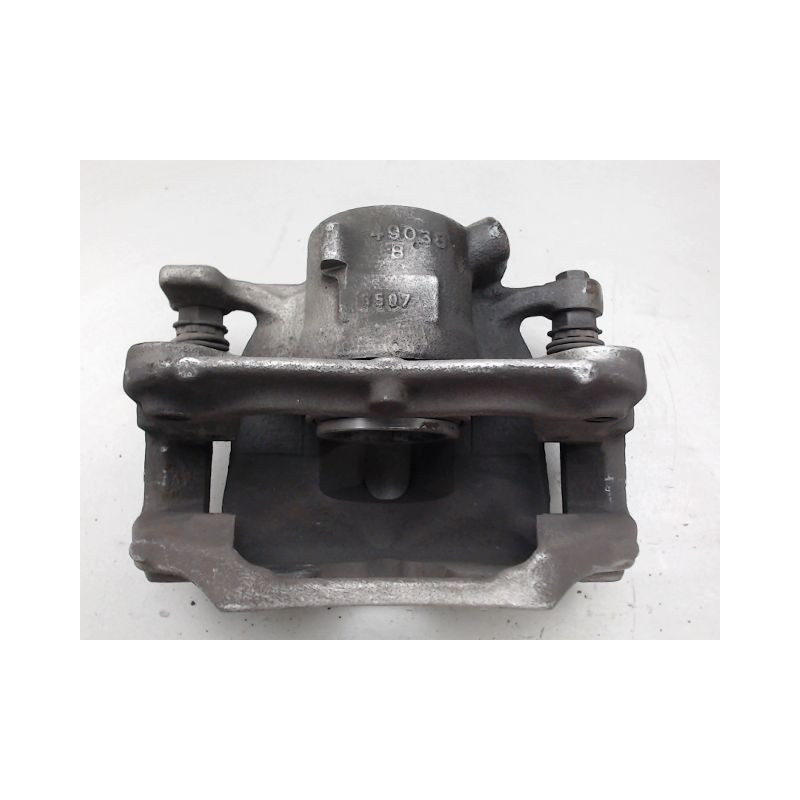 ETRIER DE FREIN AVANT DROIT B.M.W. X1