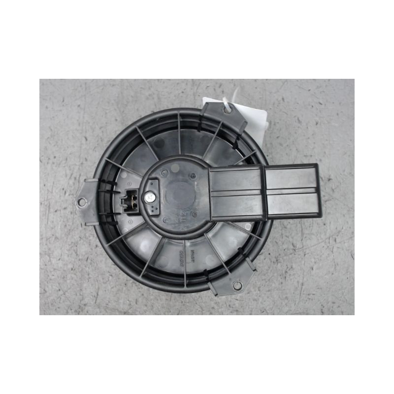 MOTEUR VENTILATEUR CHAUFFAGE CITROEN C-ZERO