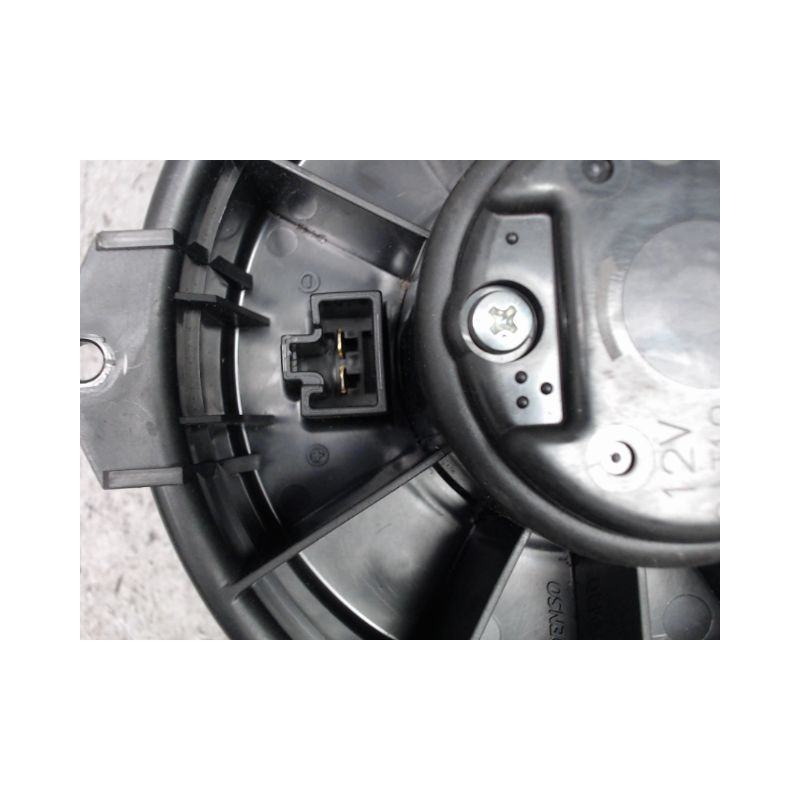 MOTEUR VENTILATEUR CHAUFFAGE CITROEN C-ZERO