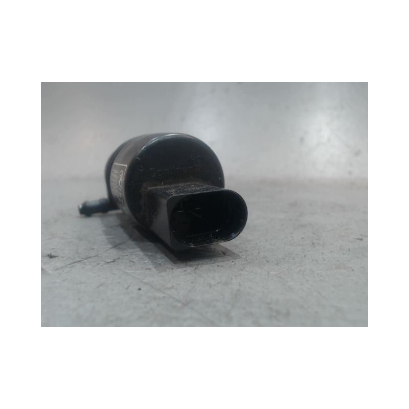 POMPE LAVE-GLACE AVANT BMW SERIE 1