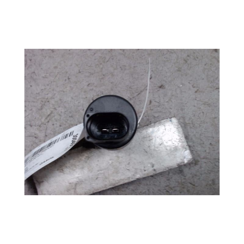 POMPE LAVE-GLACE AVANT VOLKSWAGEN PASSAT 2010-