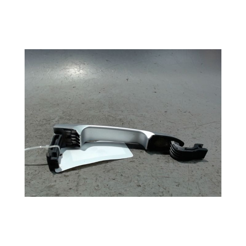 POIGNEE EXTERIEURE PORTE AVANT DROIT RENAULT KANGOO