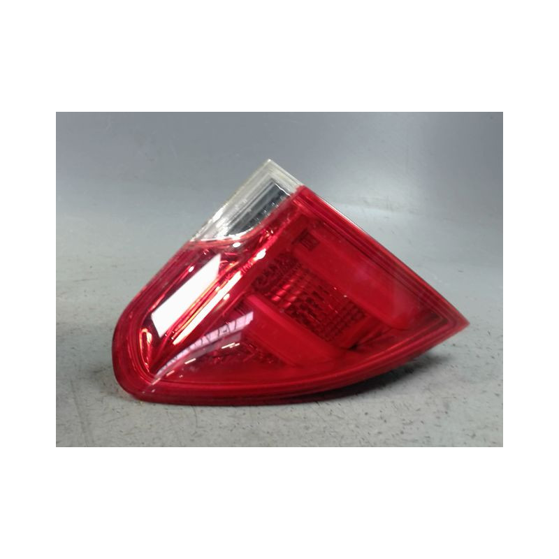 FEU ARRIERE INTERIEUR GAUCHE PEUGEOT 2008