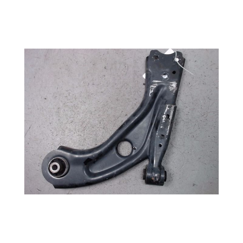TRIANGLE INFERIEUR AVANT DROIT PEUGEOT 308