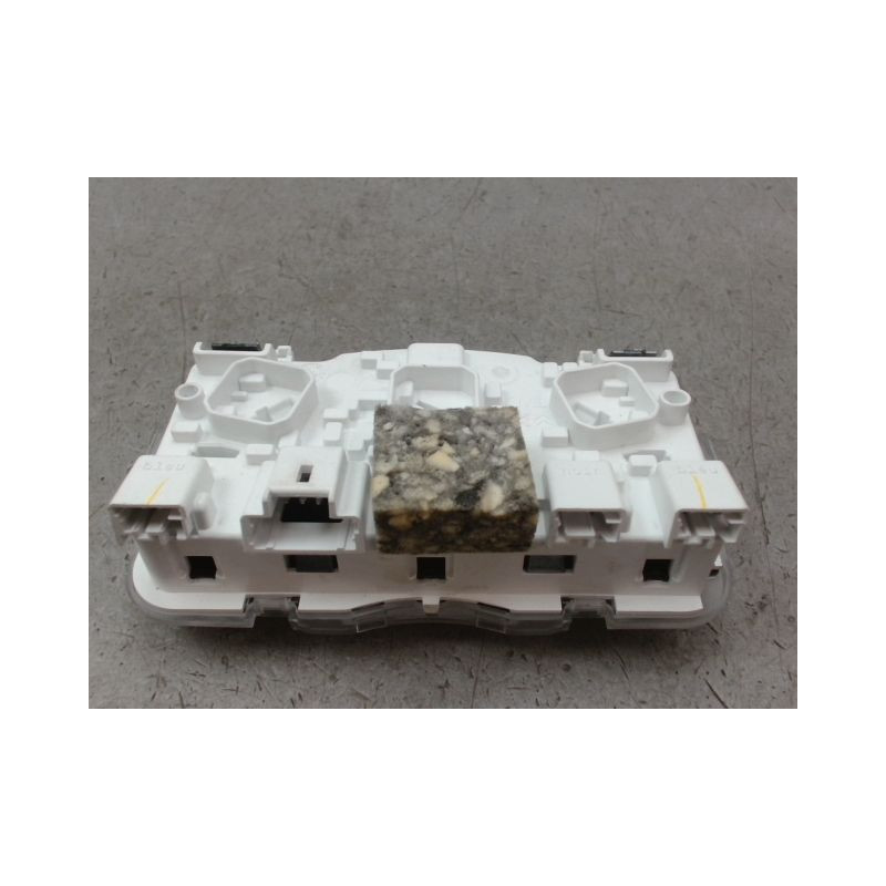PLAFONNIER PEUGEOT 3008 2009-