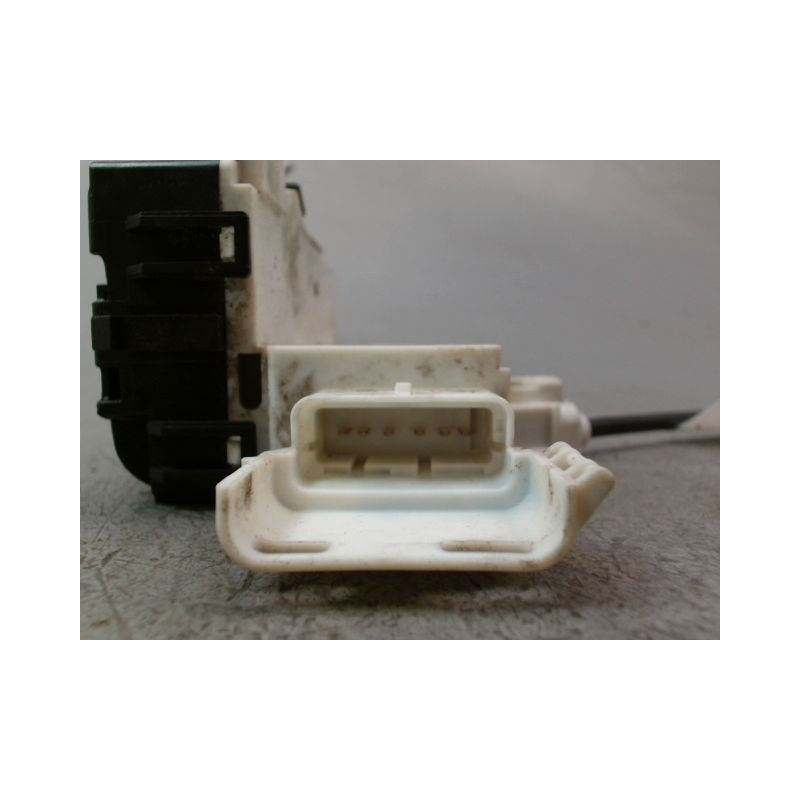 SYSTEME CONDAMNATION AVANT DROIT PEUGEOT 407 SW Phase 1 2004-2008
