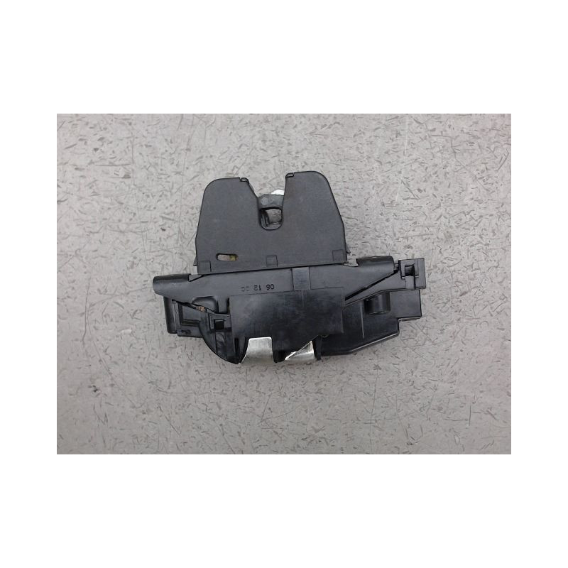 SERRURE COFFRE ARRIERE CITROEN C5