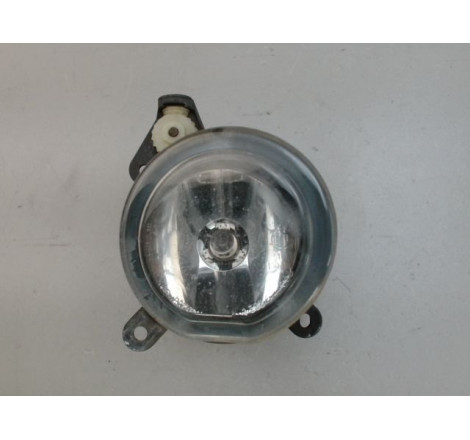 PHARE ANTIBROUILLARD AVG