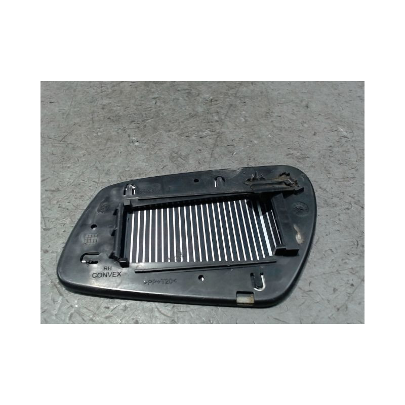 GLACE RETROVISEUR EXT D FORD FOCUS 98-04