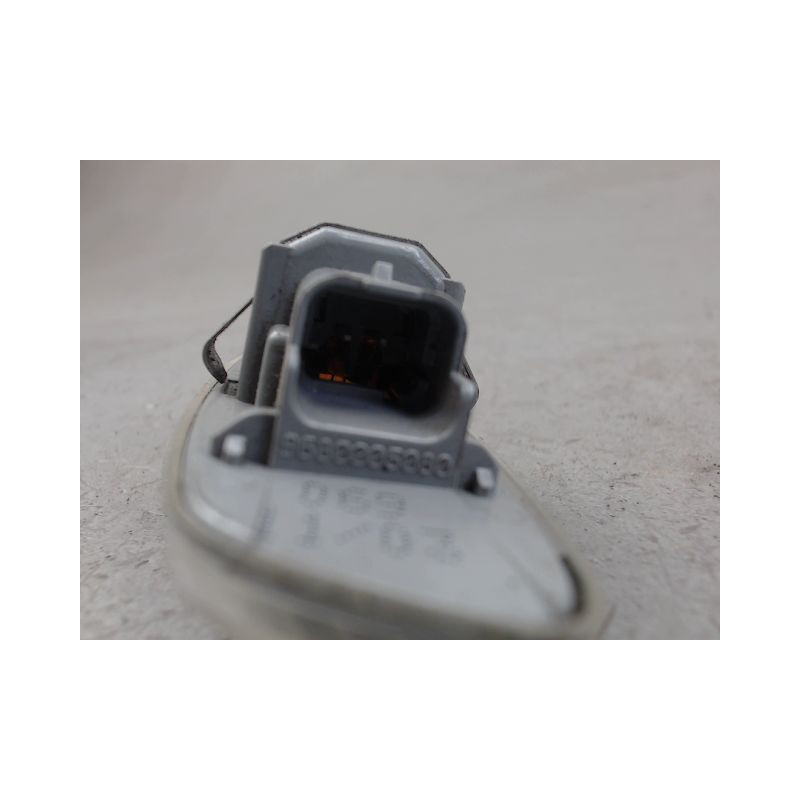 REPETITEUR RETROVISEUR DROIT CITROEN C3