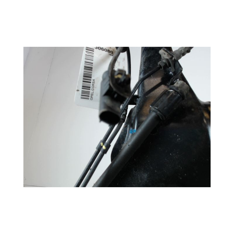TRAIN ARRIERE OPEL CORSA