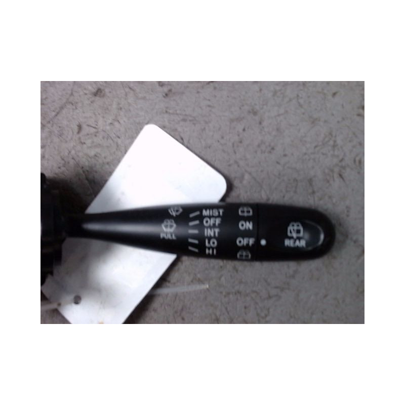 COMMANDE ESSUIE GLACE TOYOTA YARIS -2003