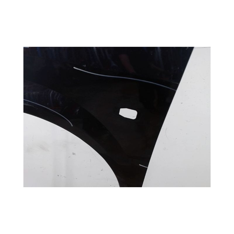 AILE AVANT GAUCHE KIA CARENS 2002-