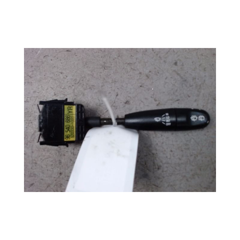 COMMANDE ESSUIE GLACE CHEVROLET KALOS 01/05-
